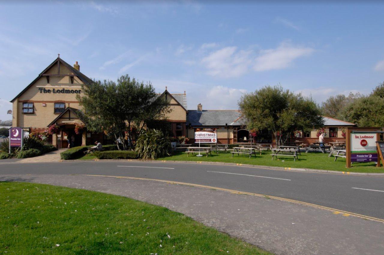 Premier Inn Premier Inn Weymouth Seafront Экстерьер фото